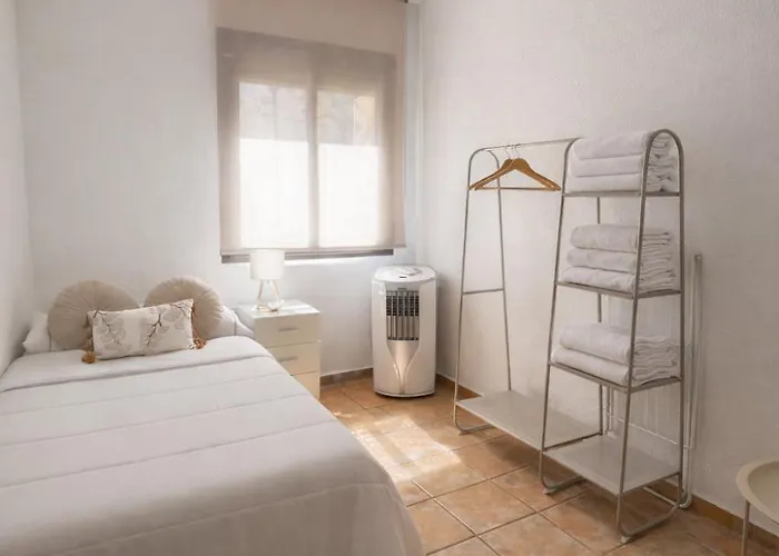 Dona Berenguela 16 Centro & Estacion